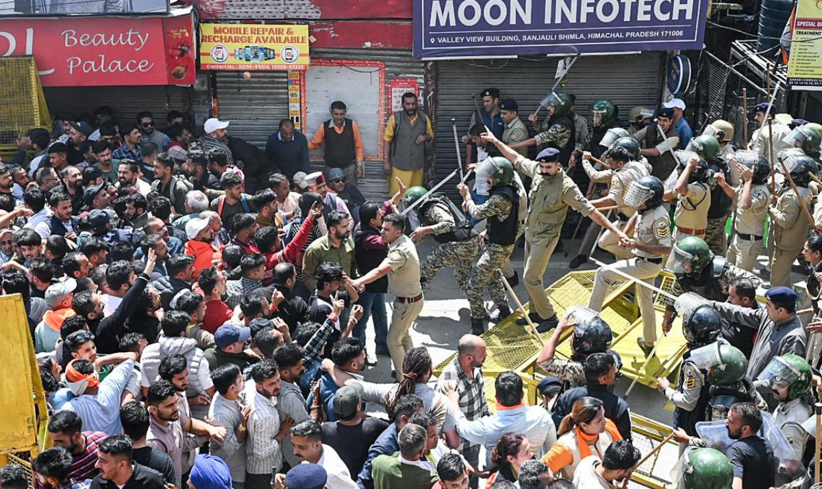 Hindu Organizations Protest Mosque Prayers